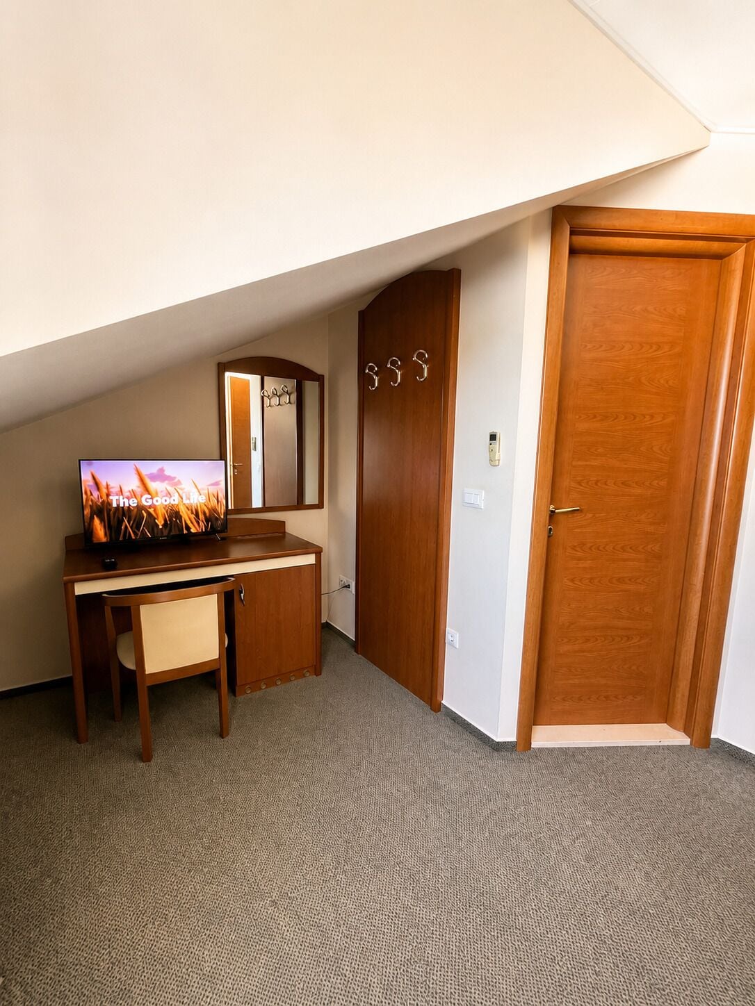 Basic Double or Twin Room, Balcony, Partial Sea View | Desk, laptop workspace, soundproofing, free WiFi