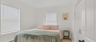 Cozy 2-bedroom house in Lewiston near College and Hospital