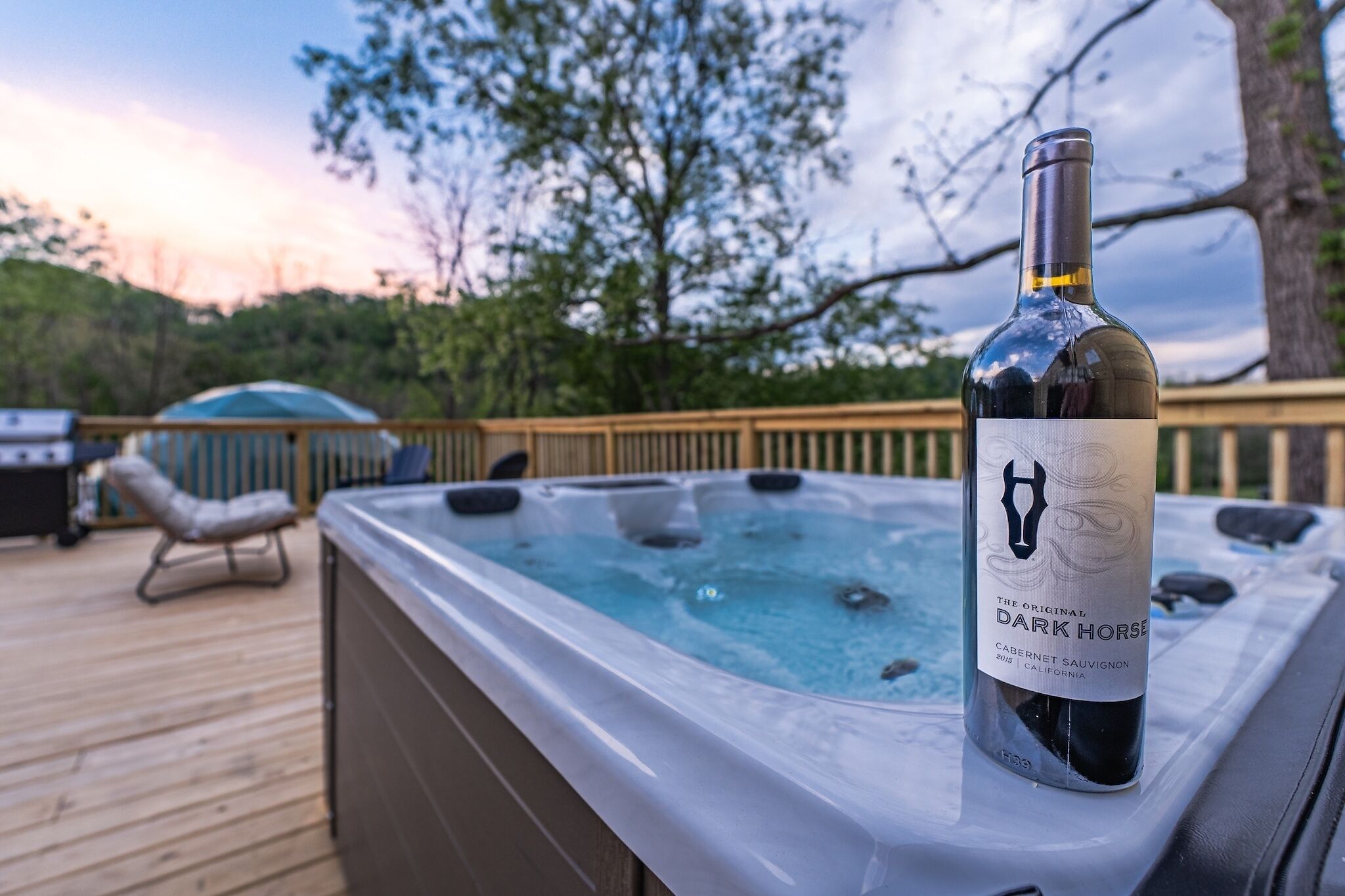 Outdoor spa tub