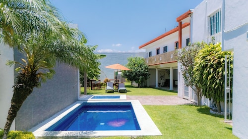 The best house in cuautla morelos for families and groups of all sizes,