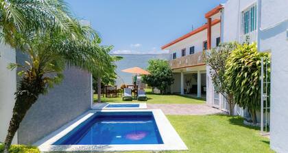 The best house in cuautla morelos for families and groups of all sizes,