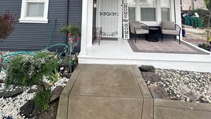 Exterior - Quaint 2-bedroom cottage in charming Lodi (Lodi)