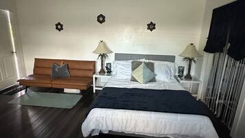 Iron/ironing board, free WiFi, bed sheets, wheelchair access