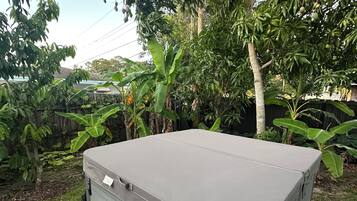 Outdoor spabad