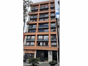 Exterior - Modern loft w/ balcony, skyline view & equipped kitchen (Bogotá)