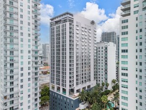 Exterior - Premium 2BR Condo | Beautiful City View (Miami)