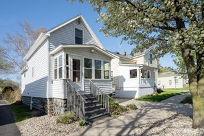 Exterior - Updated Grand Haven Cottage | Private Patio | Walk to Beach | Sleeps 5 (Grand Haven)