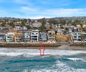 Beach - Oceanfront Duplex in Oceanside with private beach (Oceanside)