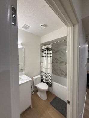 Towels, soap, toilet paper - Modern family friendly 2 bedroom suite with private keyless entry  (Edmonton)