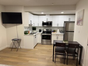 Fridge, microwave, oven, stovetop - Modern family friendly 2 bedroom suite with private keyless entry  (Edmonton)