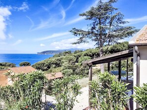 House - Villa 'Oleander' mit privatem Parkplatz by Interhome (Capoliveri)