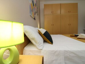 Bedroom - La Caletta Zentral by Interhome (La Caletta)