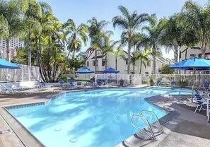 Pool - 
A Designer Marina District Jewel: Luxury Finishes & High-Tech Living (San Diego)