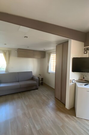 Living area - Wohnung "Bungalow" mit Whirlpool by Interhome (Arezzo)