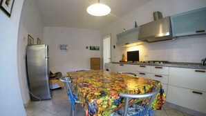 Dining - Komfortable Wohnung in Rosolina Mare mit Garten by Interhome (Rosolina Mare)