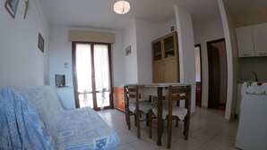 Interior - Dreizimmerwohnung Tata 98 50 m vom Meer entfernt by Interhome (Rosolina Mare)