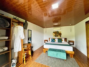 Room - Vrbo Property (La Fortuna)