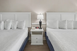 Iron/ironing board, Internet, bed sheets