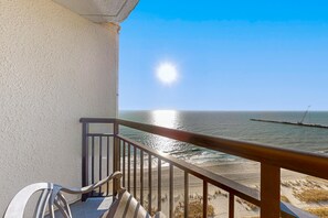 Property grounds - Oceanfront 18th Floor Studio w/ Balcony & Kitchenette | Dog Friendly (Myrtle Beach)