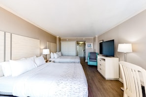 Iron/ironing board, Internet, bed sheets