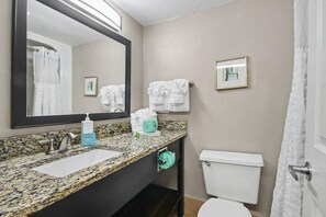 Shower, hair dryer, towels - Oceanfront Studio w/ Two Queens + Beach & Pools (Myrtle Beach)