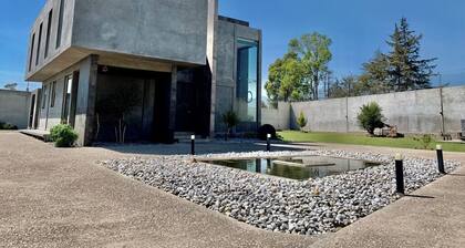 Casa de las Mariposas, beauty surrounded by a large, 100% private garden.