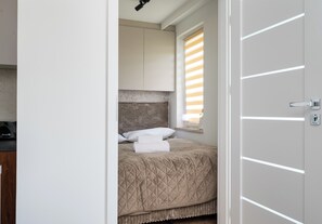Iron/ironing board, WiFi, bed sheets - Las Bielański Chic Apartment (Warszawa)
