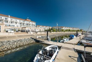Marina/club náutico