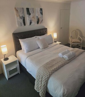 Double Room, 1 Queen Bed | Free WiFi - Flaxton Country Lodge (Flaxton)