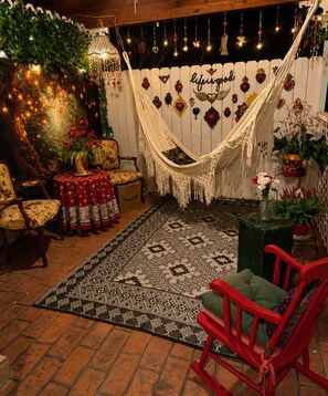 Interior - A magical garden retreat - Hollywood,  Florida -1 mile to beach (Hollywood)