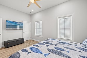 2 chambres, fer et planche à repasser, Wi-Fi gratuit, draps fournis