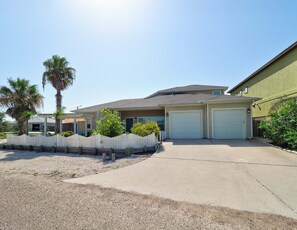 Exterior - Coastal Cotter | Sunset Patios + Pet Friendly! (Port Aransas)