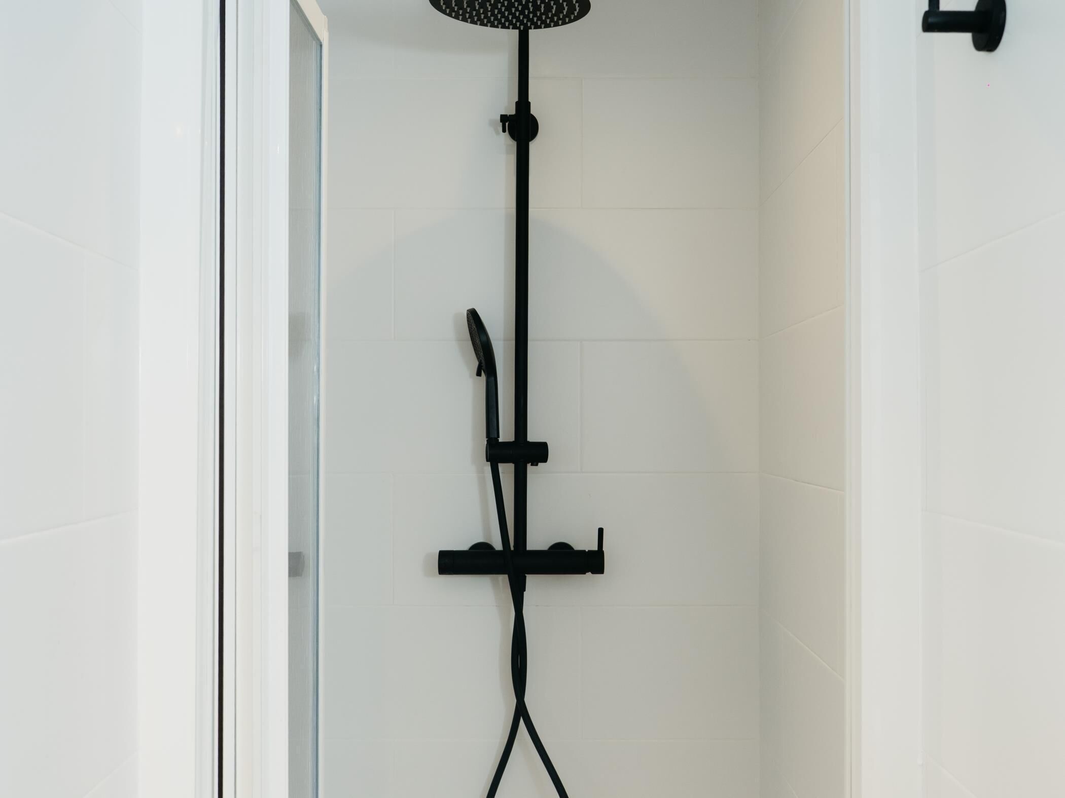 Douche, serviettes fournies