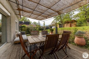 Outdoor dining - Les Amandiers - CEYRAT (CEYRAT)