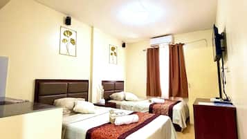 Double or Twin Room | Free WiFi