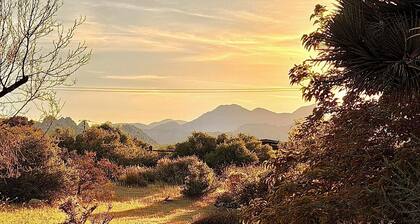 Luxury Pioneertown Ranch + Spa Under Joshua Trees + Star Bed +Walk to Pappy's