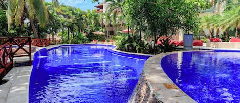 Beheizter Pool