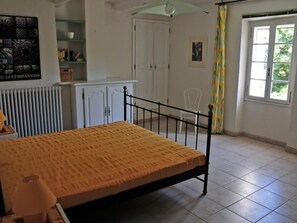 4 chambres, accès Internet