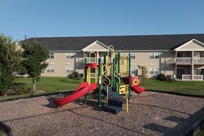 Children’s area - Amazing 2-bedroom resort in Williamsburg perfect for your getaway (Williamsburg)