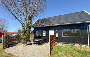Exterior - Gorgeous home in Nexø with WiFi (Nexø)