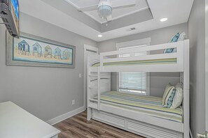 6 camere, Wi-Fi, lenzuola
