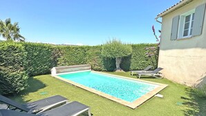 Pool - Villa T4 - 6 Personen - Privates Schwimmbad - WiFi - Klimaanlage - Sainte Maxim by Interhome (Sainte Maxime)