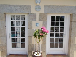 Exterior detail - Bretonisches Ferienhaus in Meeresnähe mit Garten by Interhome (Plonéour-Lanvern)