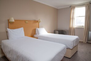 Room - Royal Hotel (Purfleet)