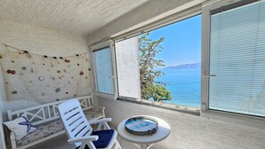 Terrace/patio - Apartment direkt am Meer für 2-3 Personen by Interhome (Novi Vinodolski)