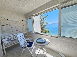 Terrace/patio - Apartment direkt am Meer für 2-3 Personen by Interhome (Novi Vinodolski)