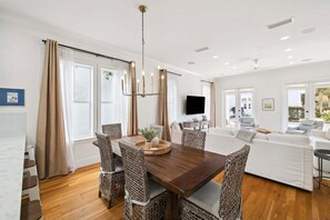 Interior - SeaEsta 🎉| Lagoon Pool | Private Beach Access & Tram | Sleeps 16 (Seacrest)