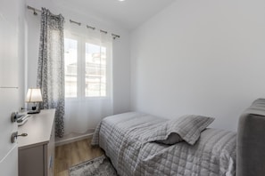 House - Casa Tirana Cozy 2BR Apartment Near Main Square (Tirana)