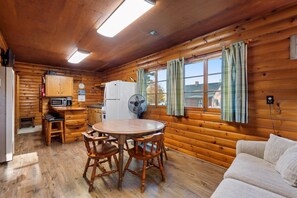 Living area - Cabin #5 - Half Moon Resort (Emily)