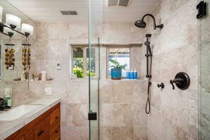 Shower, hair dryer, towels, shampoo - Romantic Oceanview Escape | Cozy Studio Retreat Steps from the Pacific (Lincoln City)